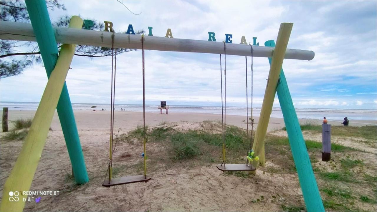 Appartamento Residencial Familia Milani 100 Metros Do Mar Torres Esterno foto